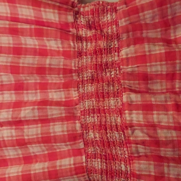 Women's Max Studio top - Picture 8 of 9